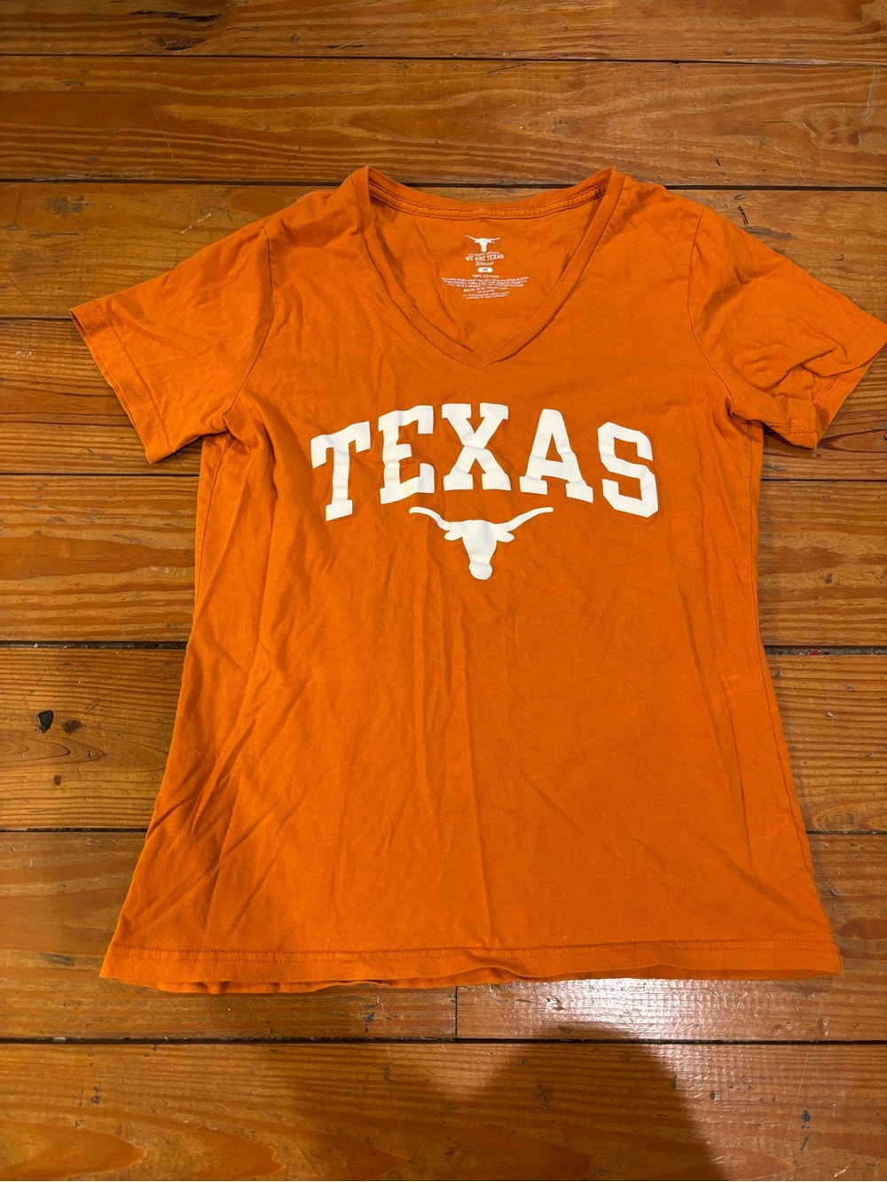 (592) UNIVERSITY OF TEXAS LONGHORNS SHIRT